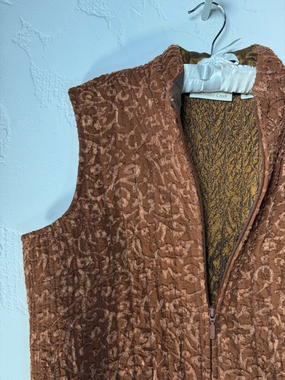 Coldwater Creek Metallic Bronze Textured Vest -medium - Picture 3 of 16